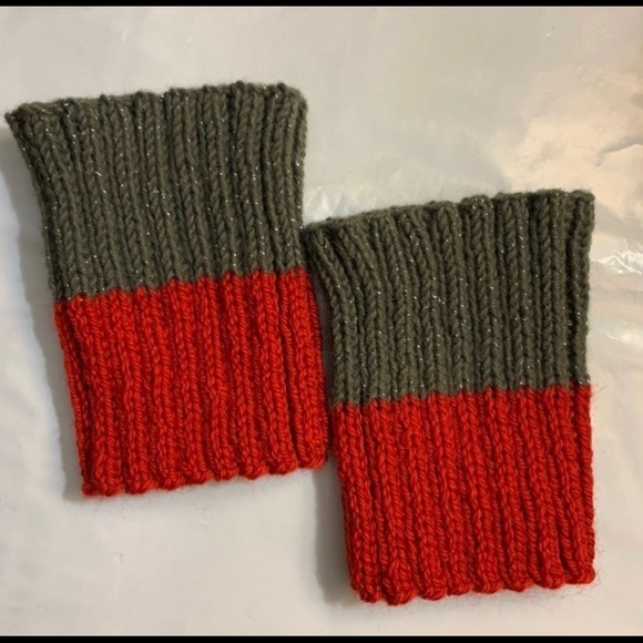 Gray/Red Reversible Boot Toppers - Picture 3 of 3